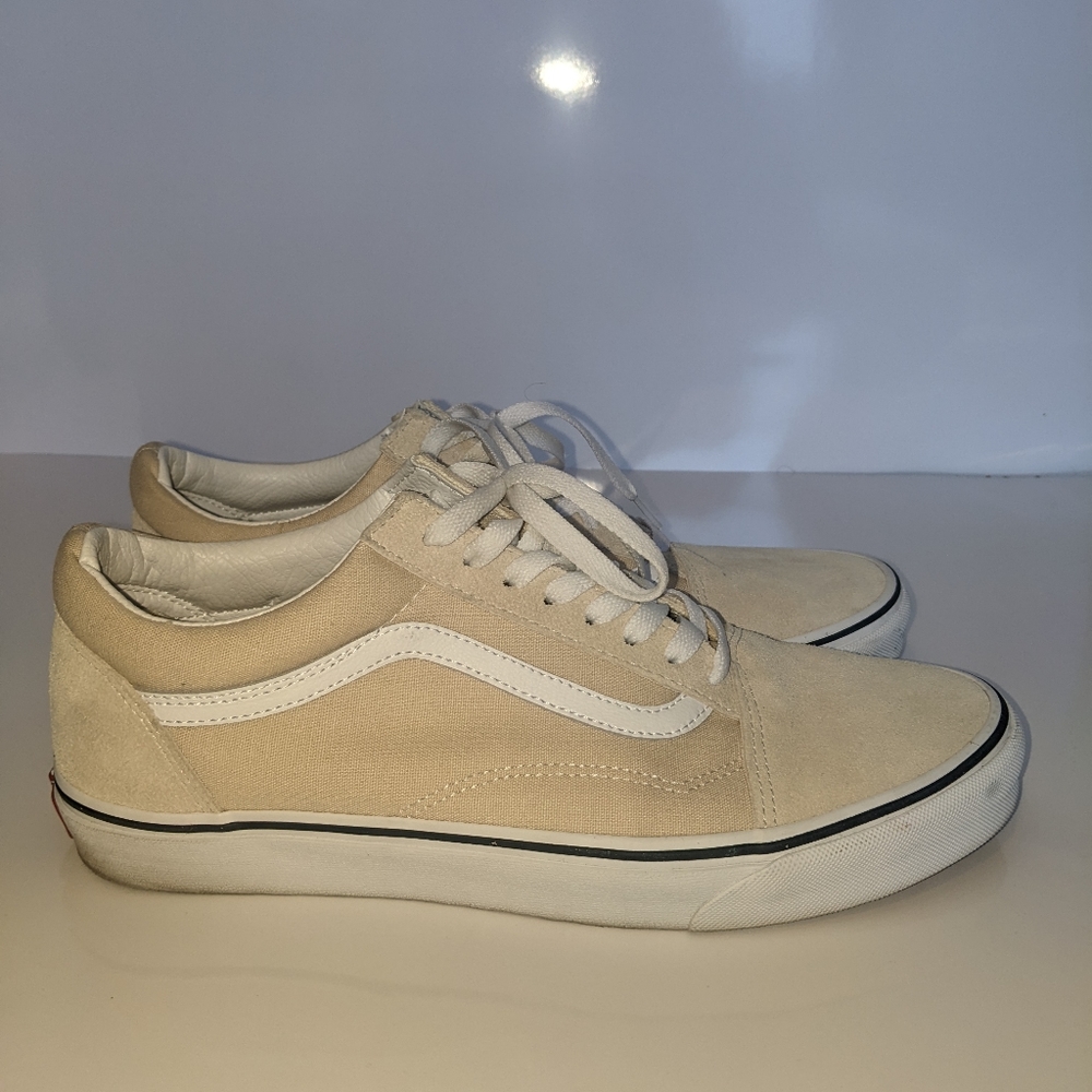 Vans Old Skool Pig Suede. Size 10.5.